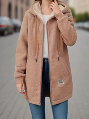 KRISTA | Figurschmeichelnde Teddyjacke mit Kapuze
