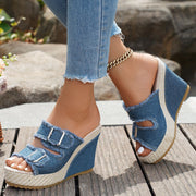Elara | Keilsandalen in Denim-Optik